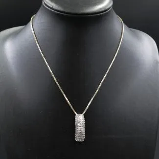 Sølvhalskæde med stort vedhæng fyldt med cubic zirkonia