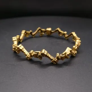 Lækkert skulpturelt design armbånd. Finsk vintage