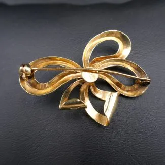 Vintage 14 karat guldbroche med ægte perle fra Siersbøl