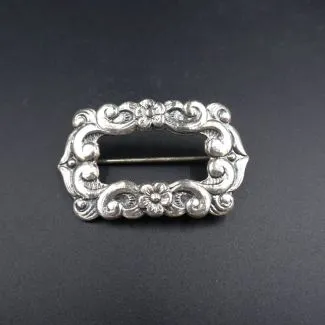 Firkantet sølv broche fra David Andersen