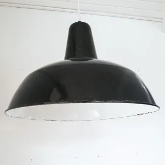 Stor blank sortbemalet industrilampe med hvid emalje (H:36)