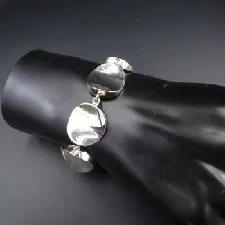 Sølv armbånd af ovale, let hvælvede led (18,5)