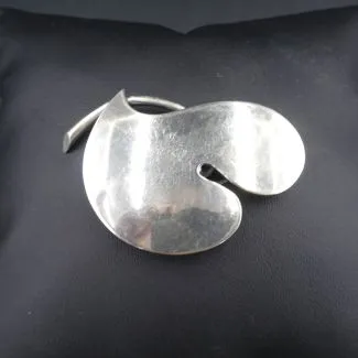 Modernistisk vintage sølv broche fra Jørgen Frandsen