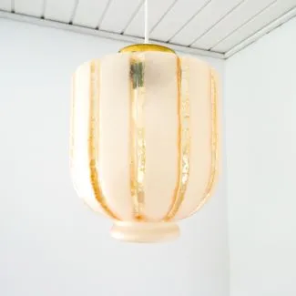 Vintage glaspendel med messingfarvet top