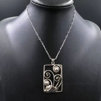 Håndlavet vintage sølv vedhæng i kæde