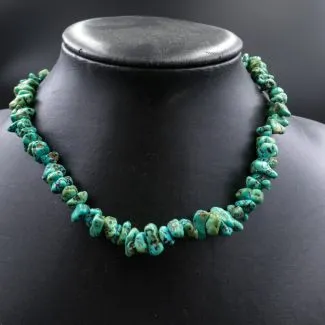 Vintage halskæde med ægte lyseblå turkis 