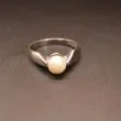 Vintage ring i hvidguld med ægte Akoya perle.