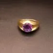 Vintage guldring med stor lilla sten 
