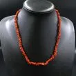 Vintage halskæde af mørkerøde koralstykker