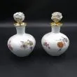 Sæt fine, antikke porcelæns- flakoner med blomstermotiv (3)