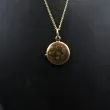 Vintage otte karat guldhalskæde med medaljon - forside