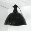 Meget stor sort industri lampe med hvid emalje - fire