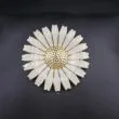 Stor marguerit broche fra A. Michelsen