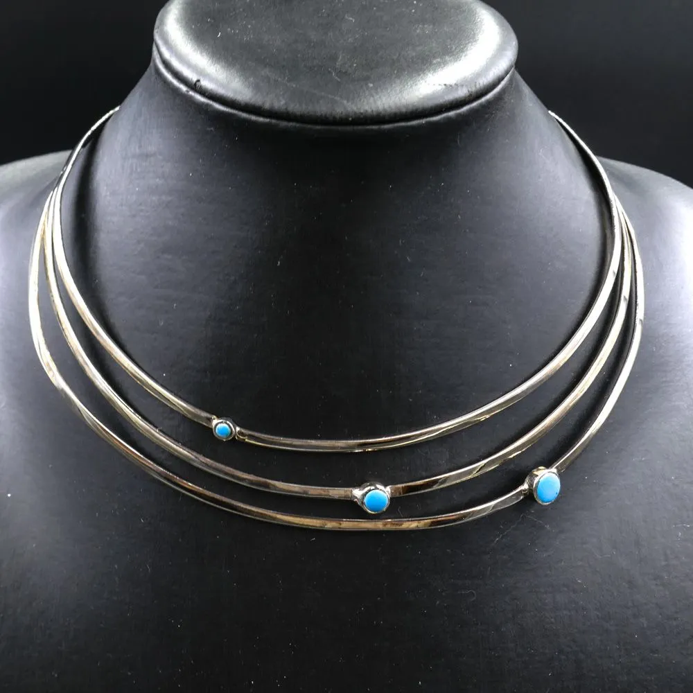 Vintage treradet sølvhalskrave med turkise sten