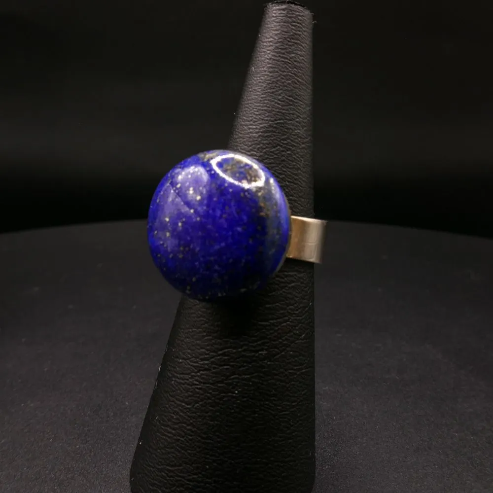 Vintage rund sølvrund med Lapis Lazuli fra N.E. From