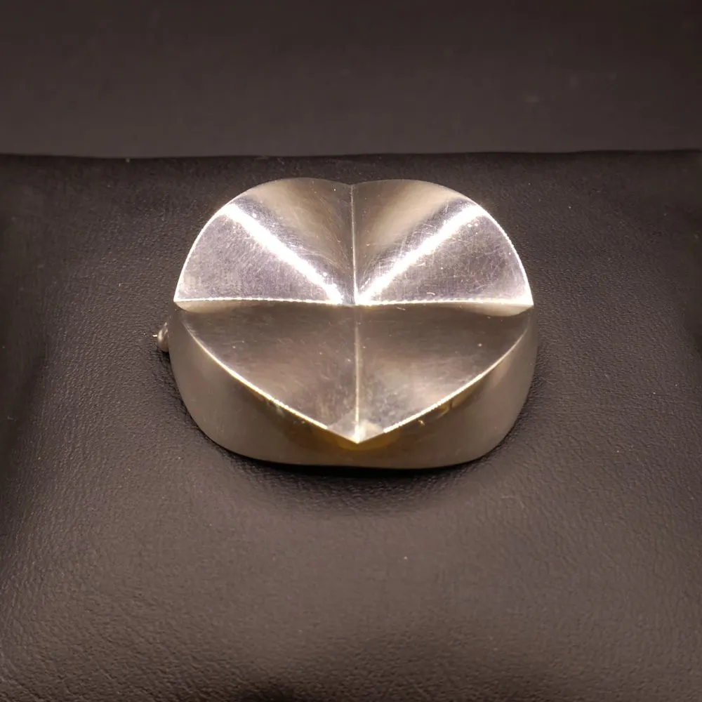 Sjælden Georg Jensen broche designet af Ibe Dalquist