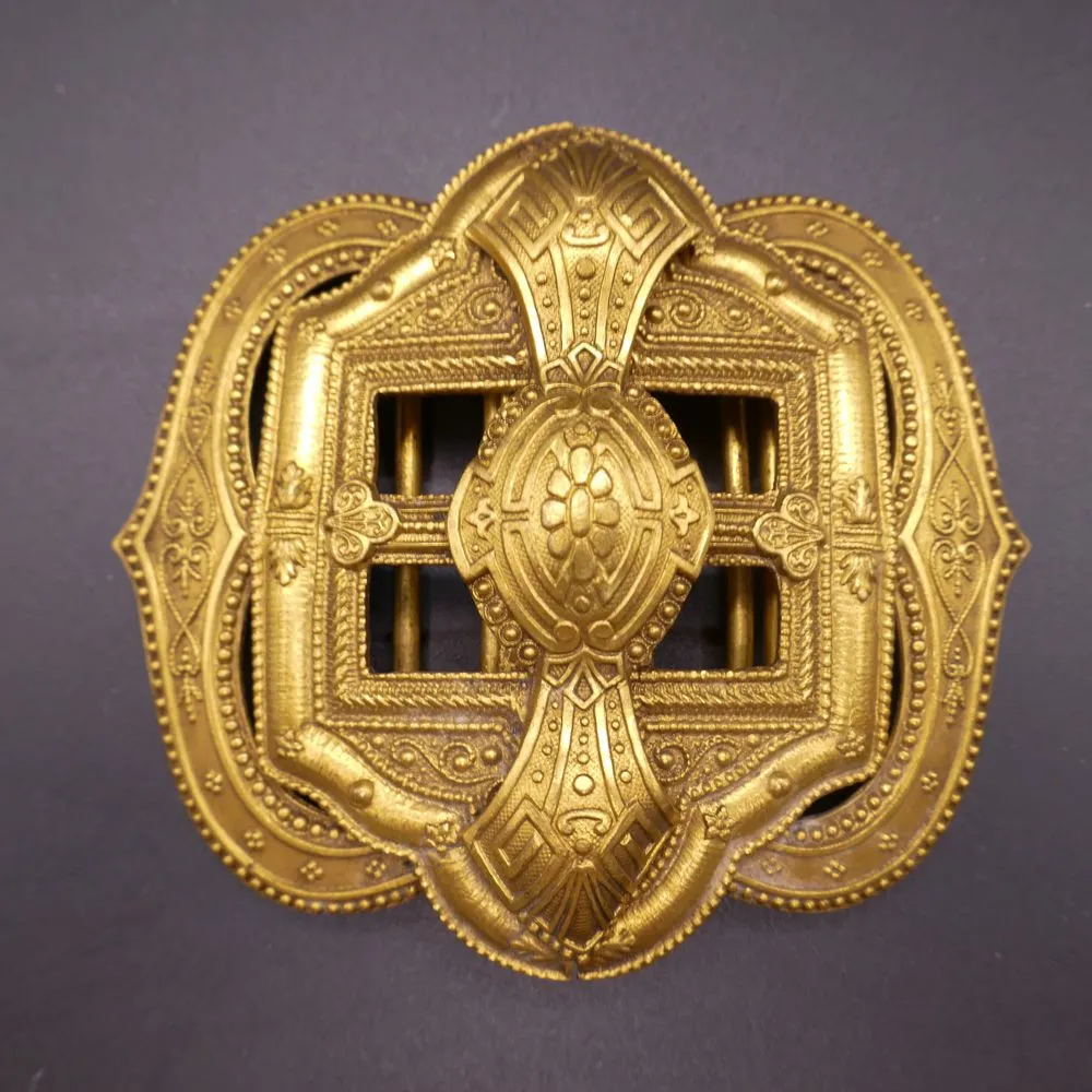 Gyldent vintage bæltespænde