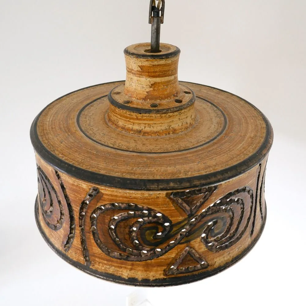 Stor keramik lampe fra Jette Hellerøe - ovenfra