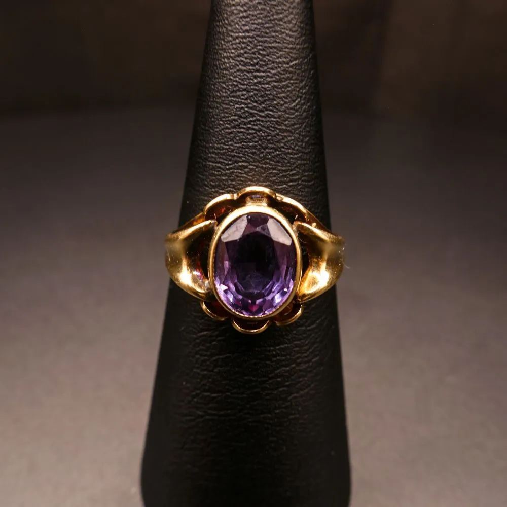 Vintage guldring med stor lilla sten fra Siersbøl 