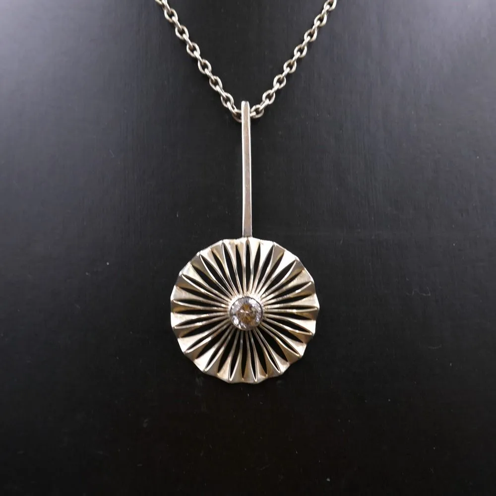 Vintage sølvvedhæng i kraftig halskæde fra Alton