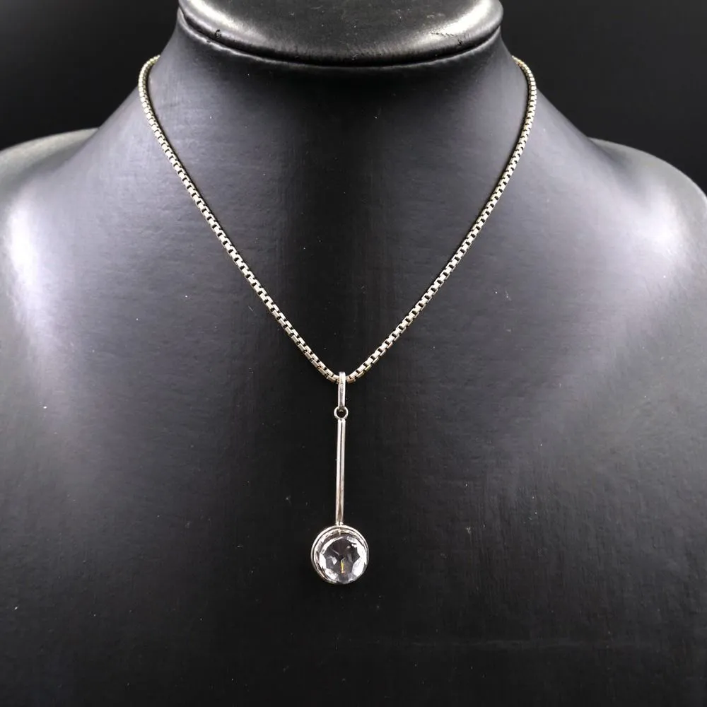 Vintage sølvvedhæng fra Alton med bjergkrystal i sølvkæde