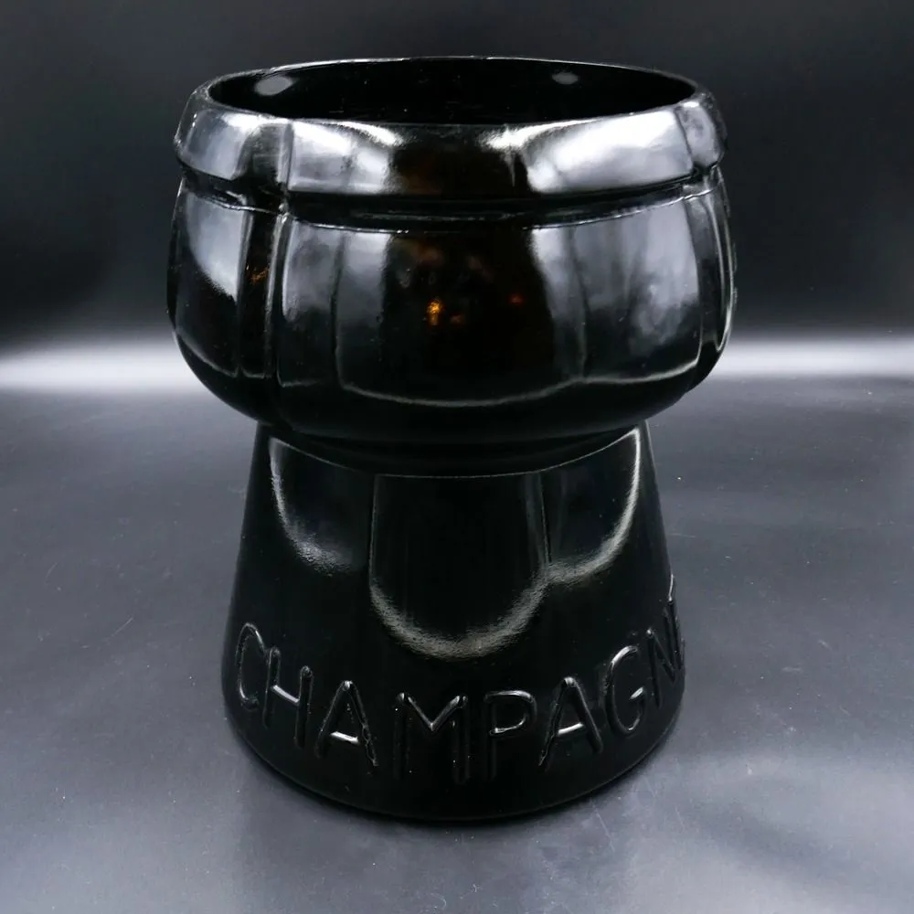 Fransk vintage champagnekøler af sort glas