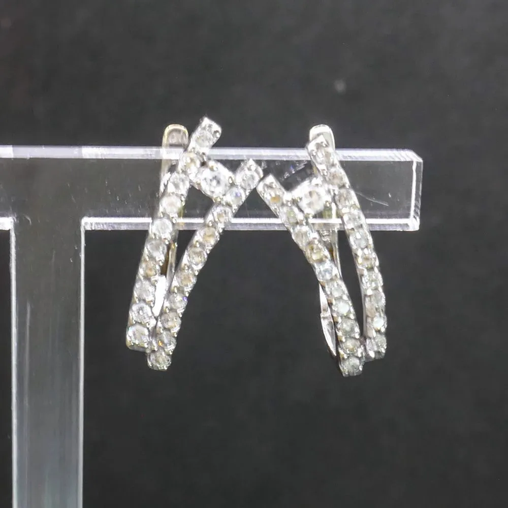 Vintage ørestikkere i hvidguld fyldt med klare zirkonia-sten.