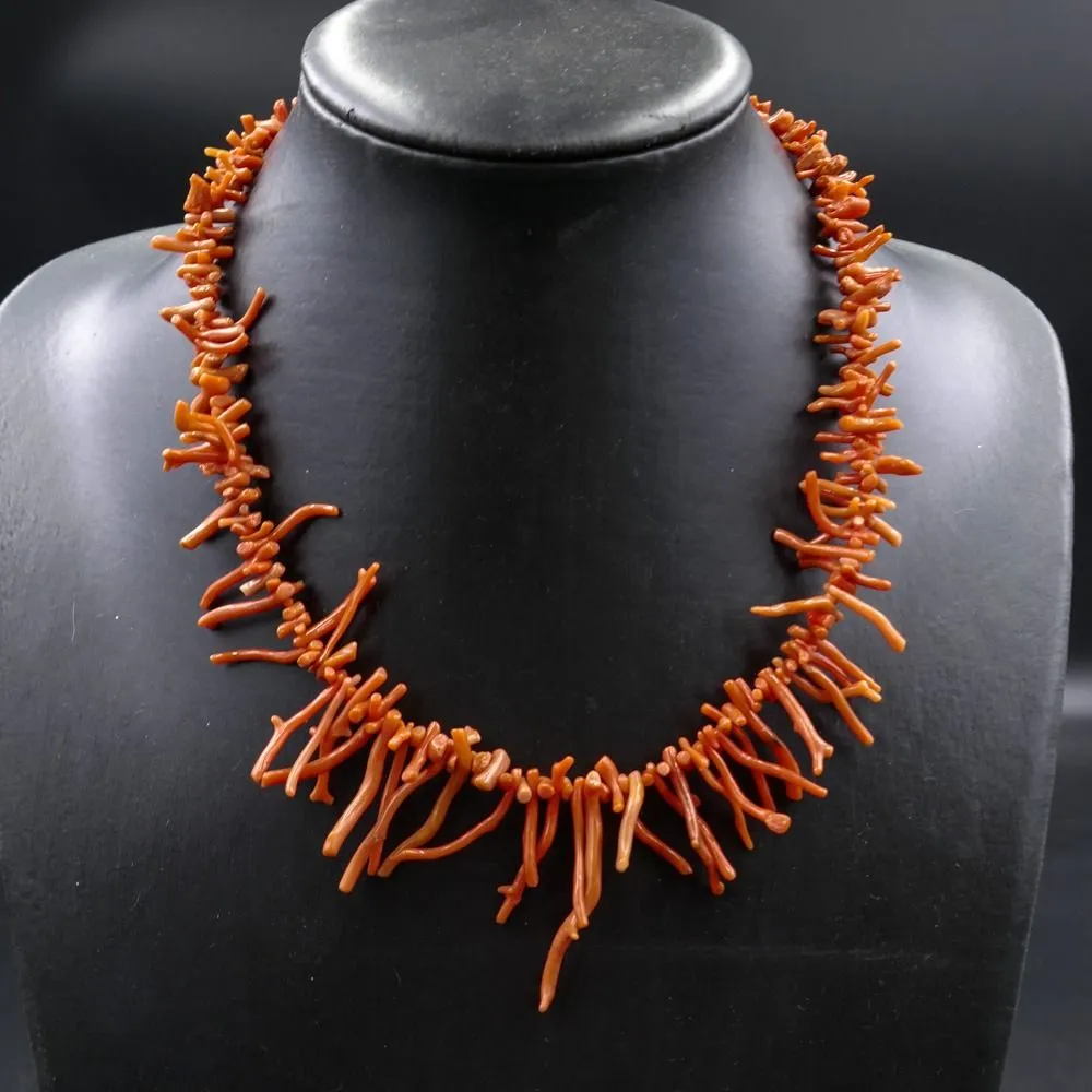 Vintage halskæde med lange stavkoral