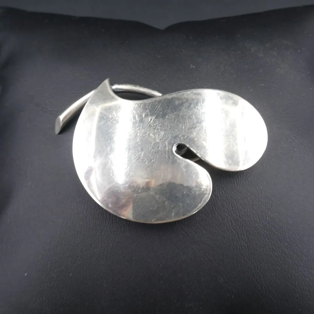 Modernistisk vintage sølv broche fra Jørgen Frandsen