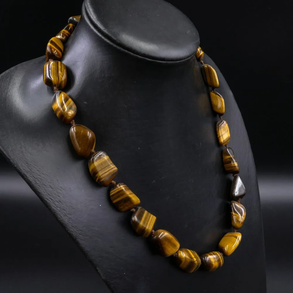 Vidunderlig vintage halskæde med store, slebne tigerøjne-sten