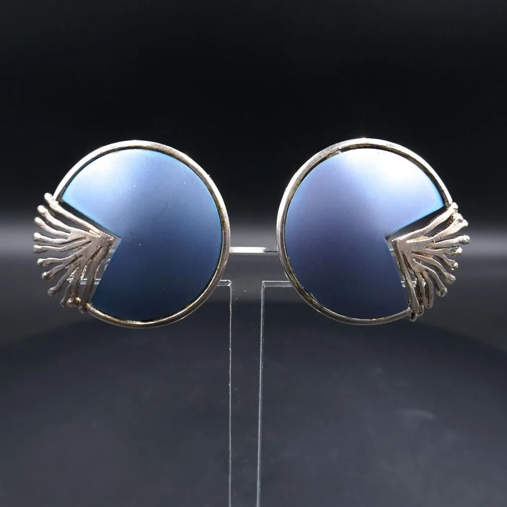 Store blå titanium øreclips fra Niels Erik From